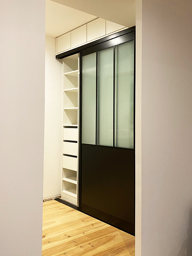 Dressing Metal